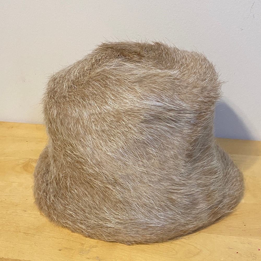 Vintage Faux Fur Bucket Hat - Picture 2 of 4